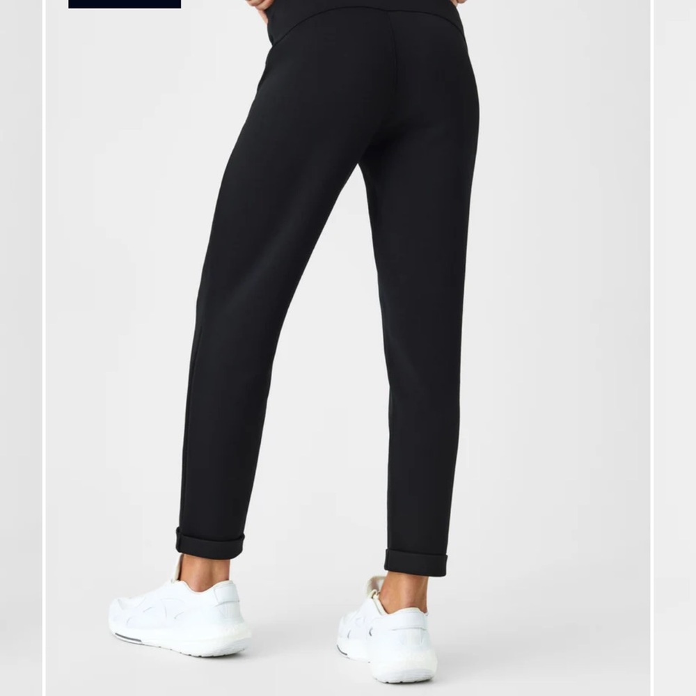 NWOT SPANX AirEssentials Tapered Pants - Picture 2 of 6